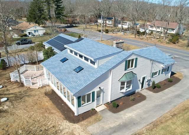 Property at 180 Tickle Rd, Westport, MA 02790, 3 beds, 2 baths