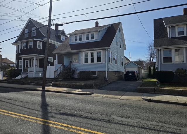 Property at 1431 Eastern Ave, Malden, MA 02148, 3 beds, 1 bath
