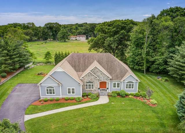 Property at 6 Kenwood, Seekonk, MA 02771, 3 beds, 2.5 baths