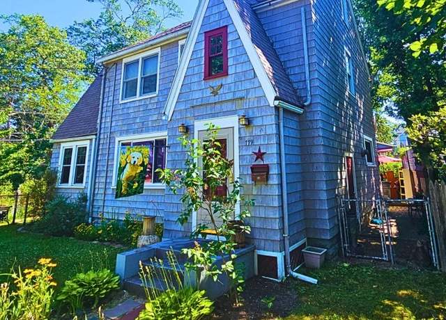 Property at 779 Dickinson, Springfield, MA 01108, 4 beds, 1.5 baths