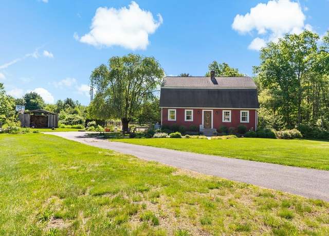 Property at 31 Blanding Rd, Rehoboth, MA 02769, 3 beds, 2.5 baths