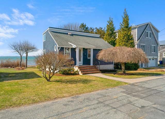 Property at 15 Bayview Ave, Fairhaven, MA 02719, 2 beds, 2 baths
