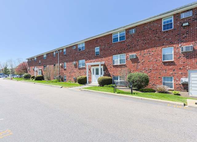 Property at 91 Pleasant St Unit B10, Medfield, MA 02052, 2 beds, 1 bath