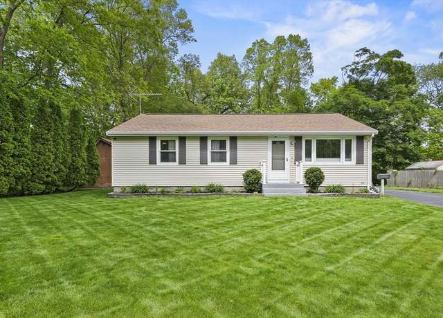 Property at 4 Polito Dr, Worcester, MA 01604, 3 beds, 1 bath