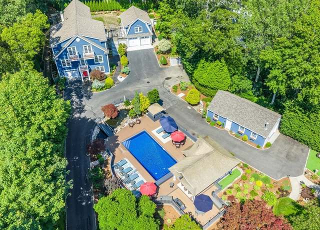 Property at 72 River Rd, Barnstable, MA 02648, 4 beds, 5.5 baths