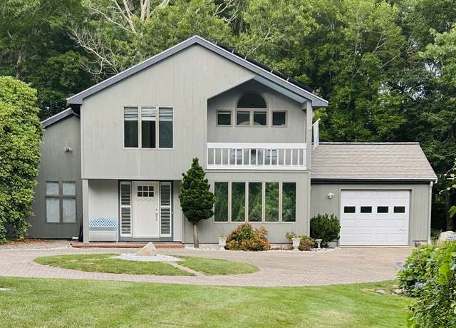 Property at 2 Fallon Dr, Westport, MA 02790, 3 beds, 2 baths