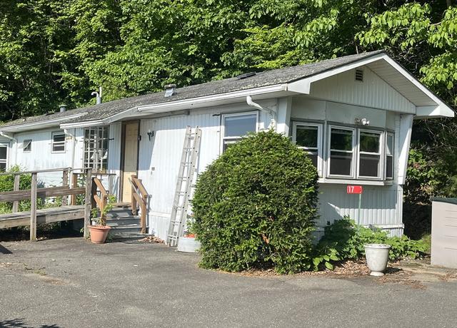 Property at 139 West #17, Hatfield, MA 01038, 2 beds, 1 bath
