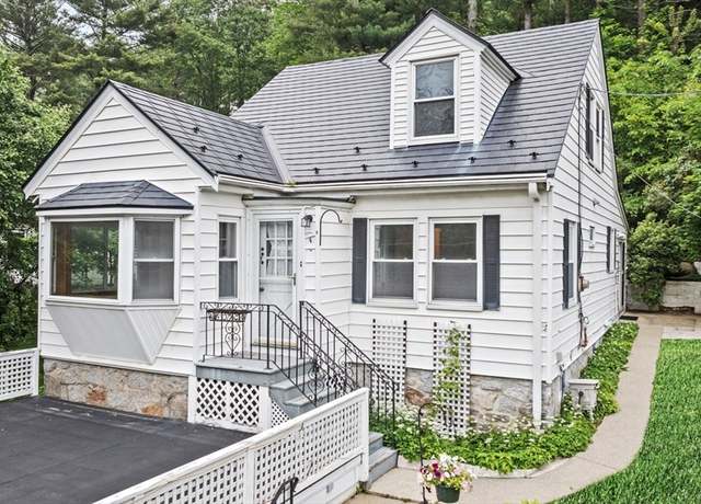 Property at 347A Essex Ave, Gloucester, MA 01930, 3 beds, 1 bath