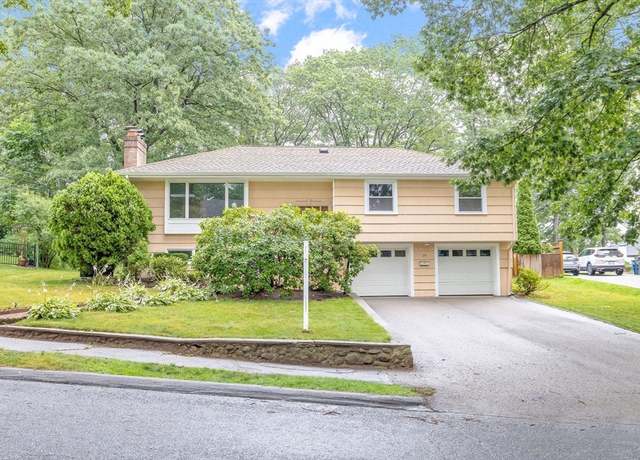 Property at 20 Dell Ave, Needham, MA 02492, 3 beds, 2.5 baths