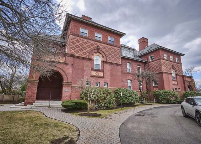 Property at 72 Lincoln St #10, Newton, MA 02461, 2 beds, 2 baths