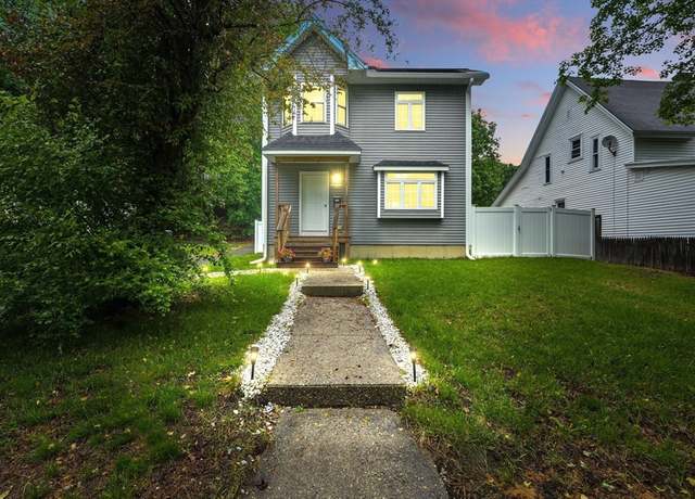 Property at 446 Pequoig Ave, Athol, MA 01331, 3 beds, 1.5 baths