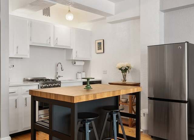 Property at 250 Beacon Unit 1B, Boston, MA 02116, 1 bath