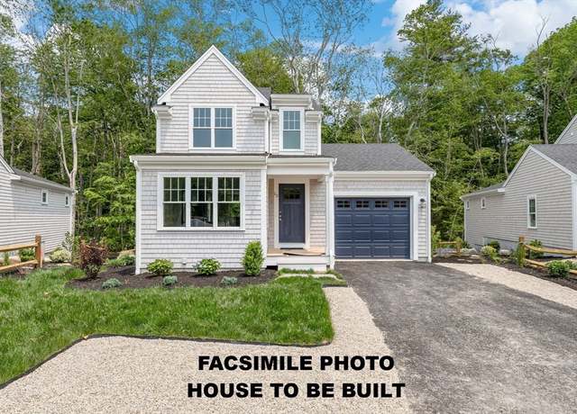 Property at 20 Pat Rose Way, Rockland, MA 02370, 3 beds, 2.5 baths