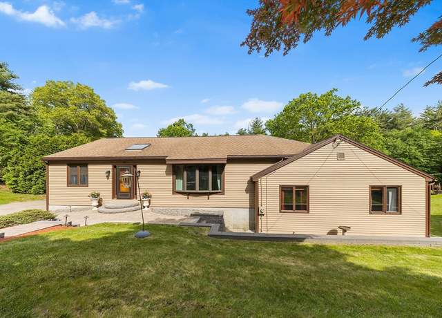 Property at 82 Allen Rd, Sturbridge, MA 01566, 4 beds, 2.5 baths