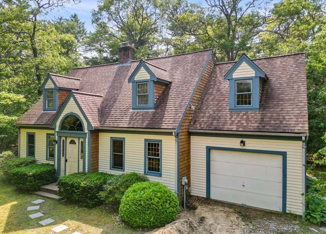 Property at 1 Peggys Ln, Sandwich, MA 02563, 3 beds, 2.5 baths