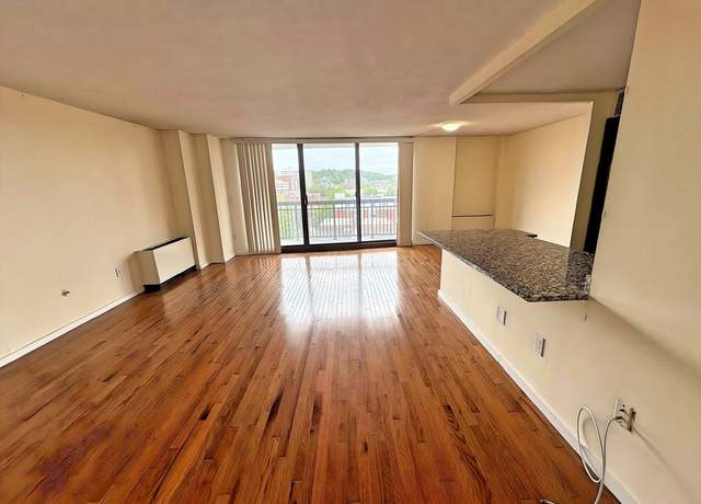Property at 60 Longwood Ave #802, Brookline, MA 02446, 1 bed, 1.5 baths