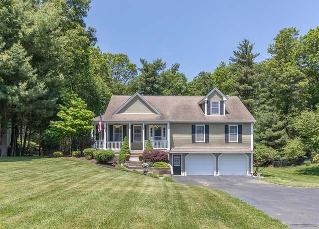 Property at 9 Camelot Ln, Easthampton, MA 01027, 3 beds, 2.5 baths
