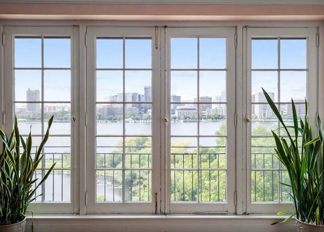 Property at 274 Beacon St Unit 8R, Boston, MA 02116, 2 beds, 2 baths