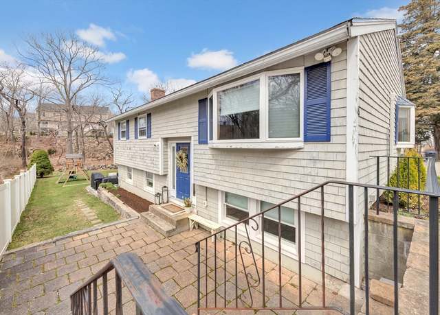Property at 4 Tidal Cove Way, Gloucester, MA 01930, 3 beds, 2 baths