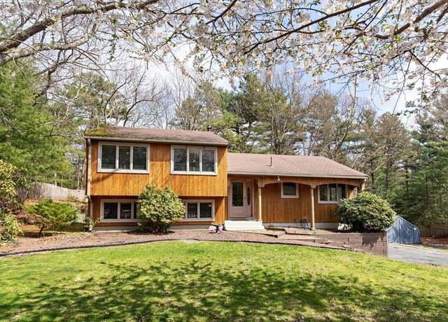 Property at 33 Sheridan Dr, Plymouth, MA 02360, 3 beds, 1.5 baths