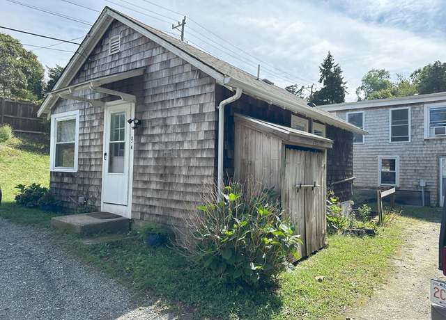 Property at 2705 State Hwy, Eastham, MA 02642, 8 beds, 8.5 baths