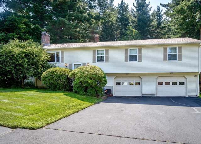 Photo of 35 Kittredge Dr, Westfield, MA 01085
