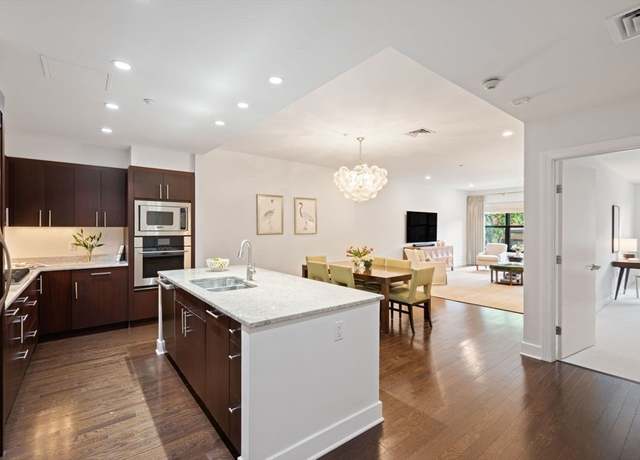 Property at 303 Columbus Ave #302, Boston, MA 02116, 3 beds, 3 baths