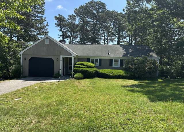 Property at 10 Freeman Rd, Yarmouth, MA 02675, 2 beds, 1.5 baths