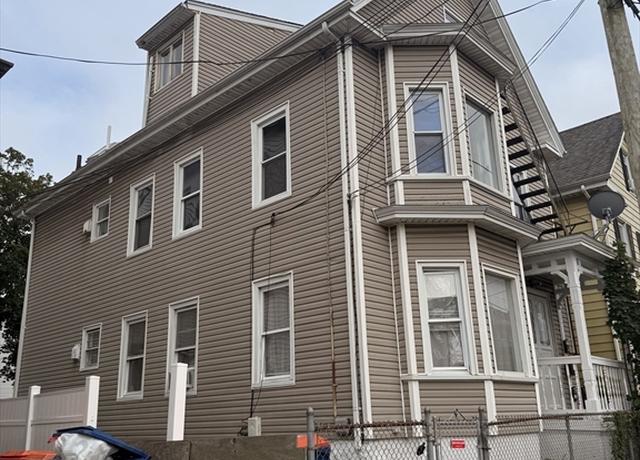 Property at 160 Purchase St, New Bedford, MA 02740, 6 beds, 3 baths