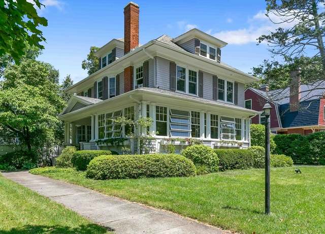 Property at 44 Berwick St, Worcester, MA 01602, 6 beds, 3.5 baths