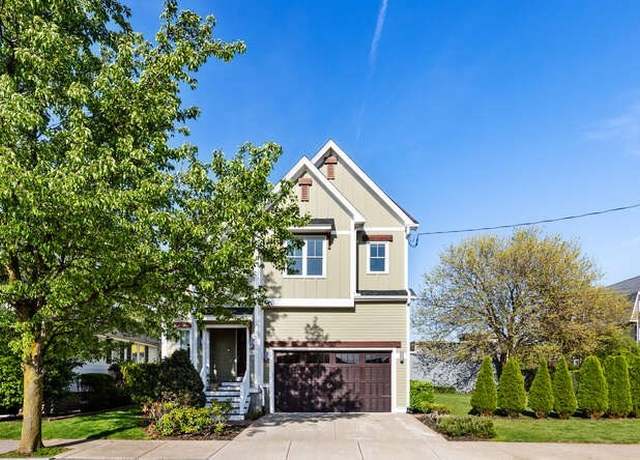 Property at 15 Vassar St, Medford, MA 02155, 4 beds, 2.5 baths
