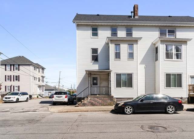 Property at 916-922 Rodman St, Fall River, MA 02721, 9 beds, 3 baths