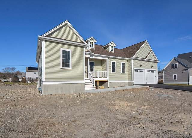 Property at 2 Clubhouse Way, Rehoboth, MA 02769, 3 beds, 2.5 baths