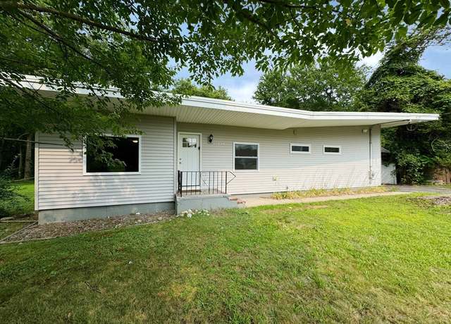 Property at 129 Pine St, Holbrook, MA 02343, 3 beds, 1 bath