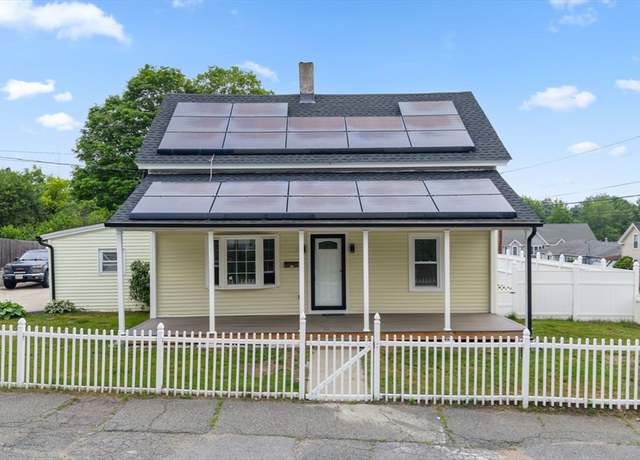 Property at 104 Middle St, Leominster, MA 01453, 3 beds, 1 bath