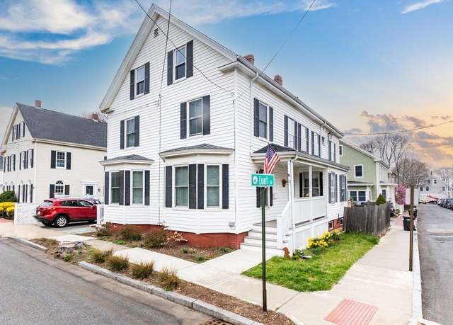 Property at 12 Lunt St #12, Newburyport, MA 01950, 2 beds, 1 bath