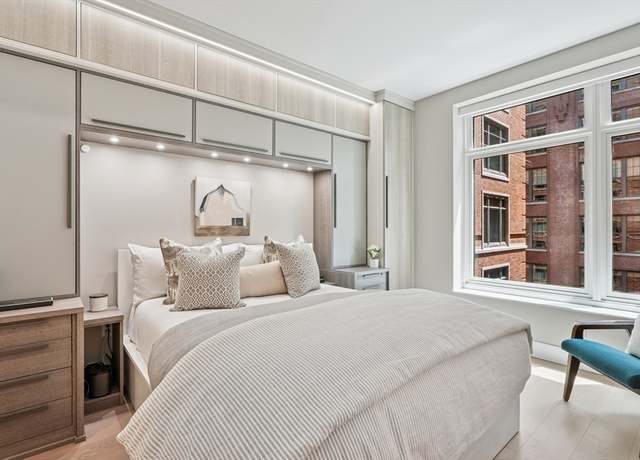 Property at 100 Lovejoy Wharf Unit 5N, Boston, MA 02114, 1 bed, 1 bath