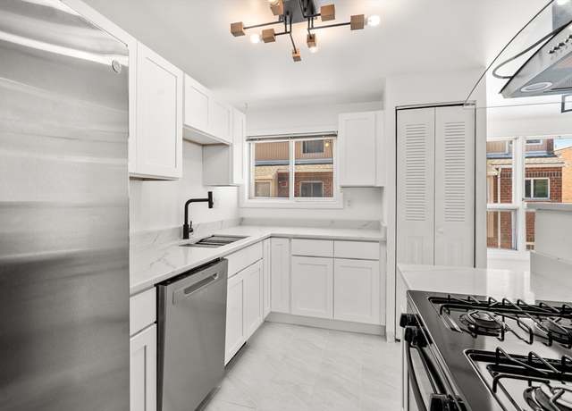 Property at 93 Spring St #29, Watertown, MA 02472, 3 beds, 2.5 baths