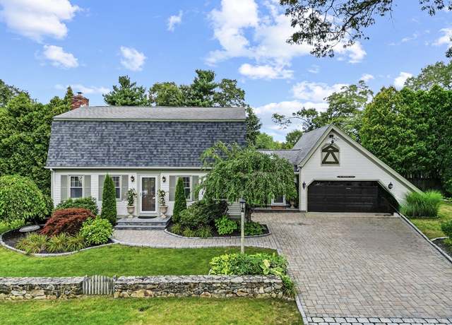 Property at 39 Pershing Ave, Acushnet, MA 02743, 3 beds, 2.5 baths