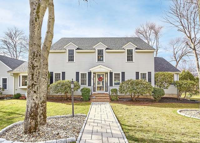 Property at 106 Berkeley Rd, North Andover, MA 01845, 5 beds, 4 baths