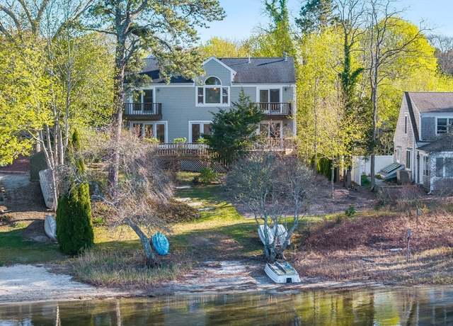 Property at 309 Carriage Shop Rd, Falmouth, MA 02536, 3 beds, 3.5 baths