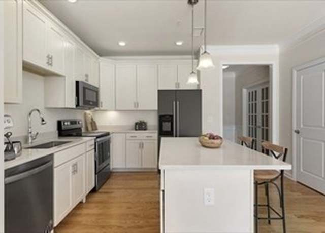 Property at 3 Peters Farm Way #210, Westborough, MA 01581, 1 bed, 1 bath