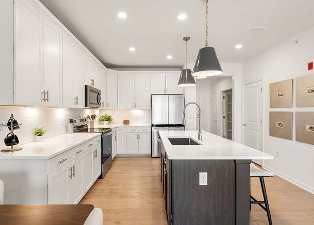 Property at 300 Martins Landing Way #403, North Reading, MA 01864, 1 bed, 1 bath