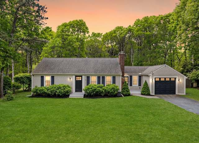 Property at 9 Cogswell Path, Yarmouth, MA 02673, 3 beds, 2 baths