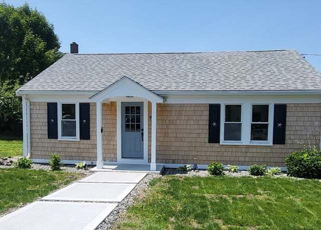 Property at 2-A Bodfish Ave, Sandwich, MA 02563, 2 beds, 1 bath