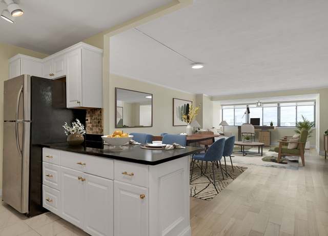 Property at 8 Whittier Pl Unit 22B, Boston, MA 02114, 1 bed, 1 bath