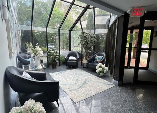 Property at 9 Broadway #210, Saugus, MA 01906, 1 bed, 1 bath