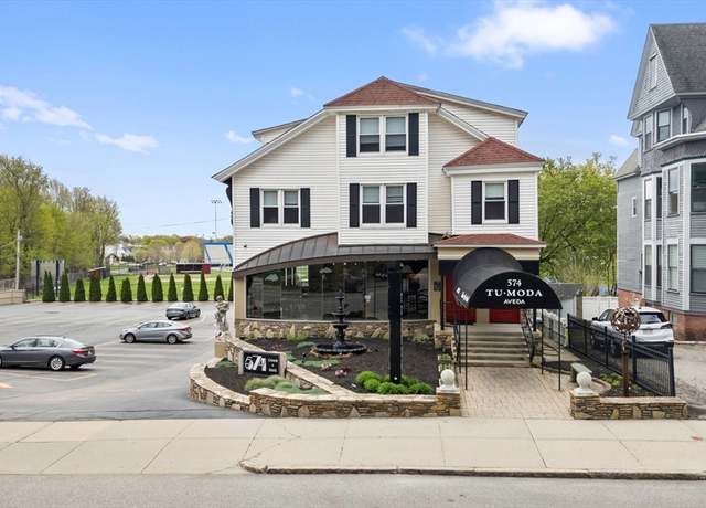 Property at 574 Pleasant St, Worcester, MA 01602