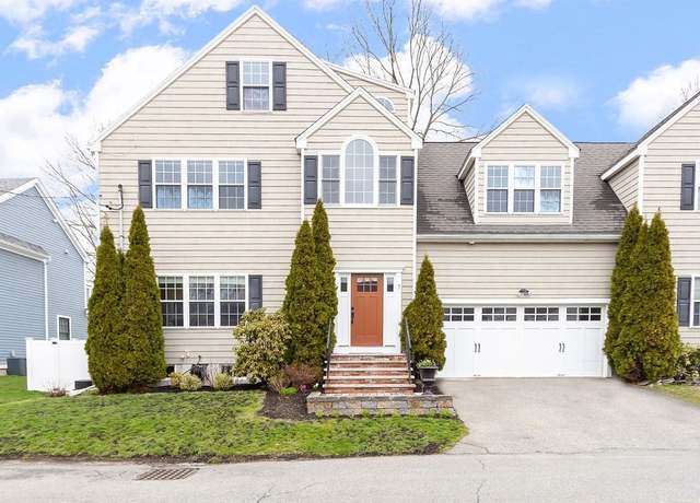 Property at 7 Maple Pl, Needham, MA 02492, 3 beds, 3.5 baths
