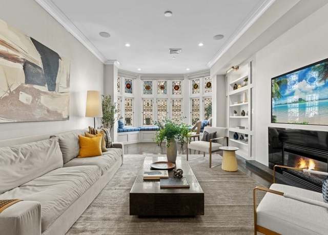 Property at 647 Boylston St Unit 3A, Boston, MA 02116, 2 beds, 2 baths